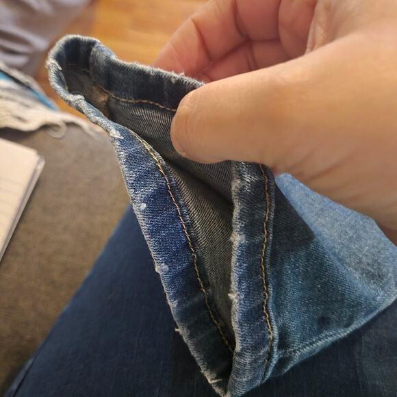 Ceros Mid Rise Straight Leg Blue Distressed Jeans Women’s Size 27 - Picture 10 of 11